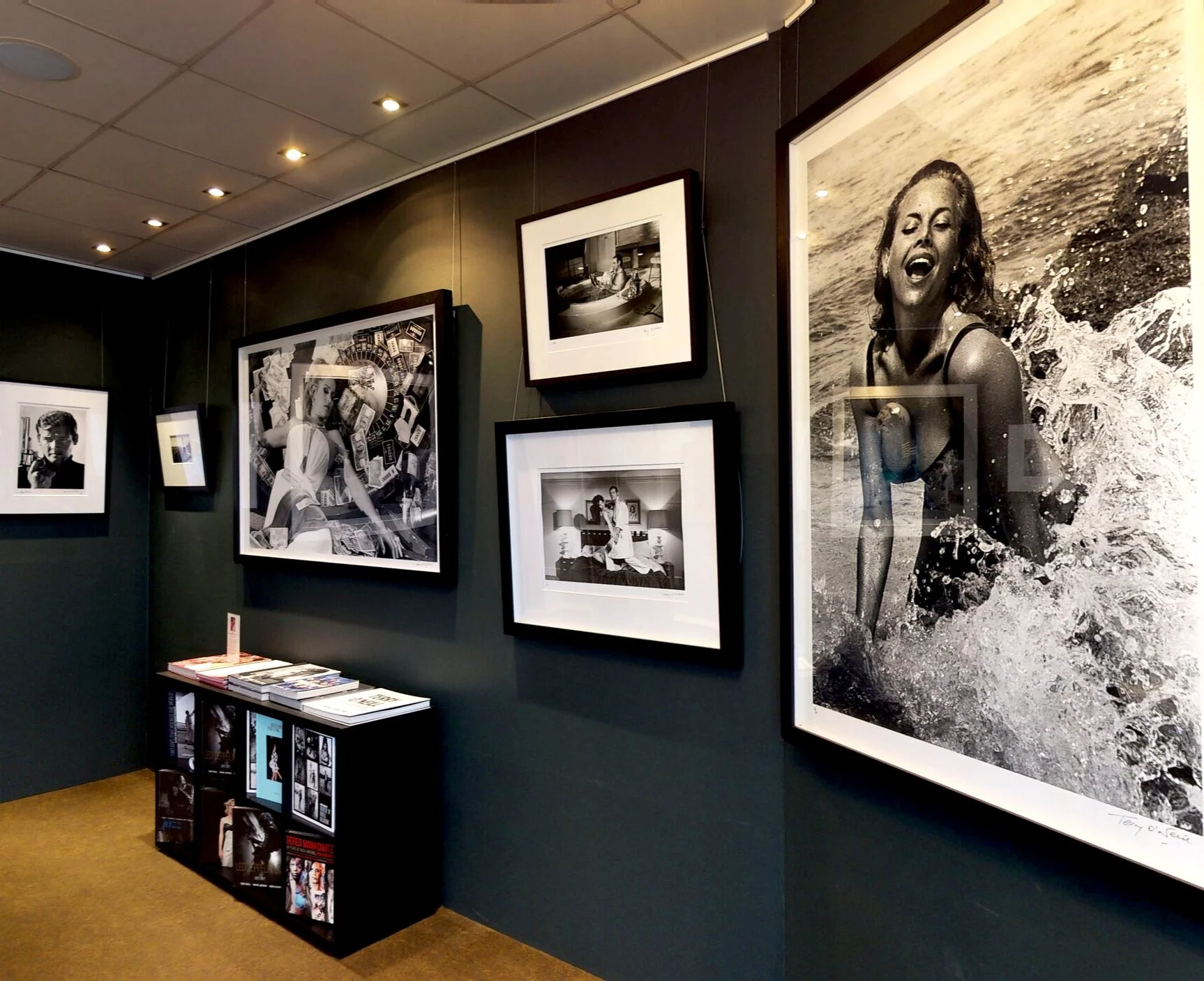 BOND by Terry O’Neill | Virtual Exhibition | Virtual Gallery