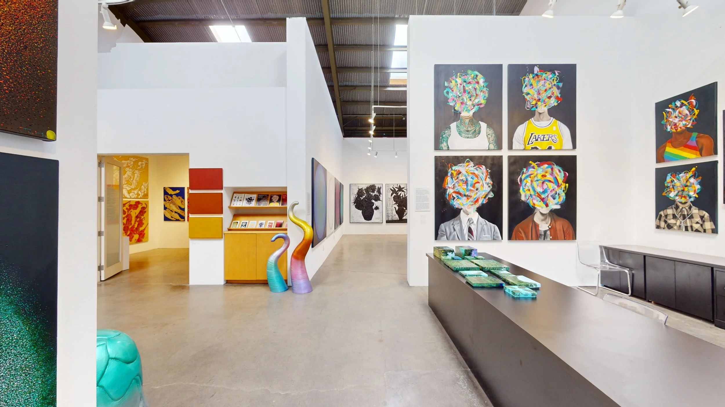 Holiday Exhibition 2023 Speedy Gallery Los Angeles Installation View, Photo: Kevin Dole © V21 Artpsace, Courtesy: Speedy Gallery