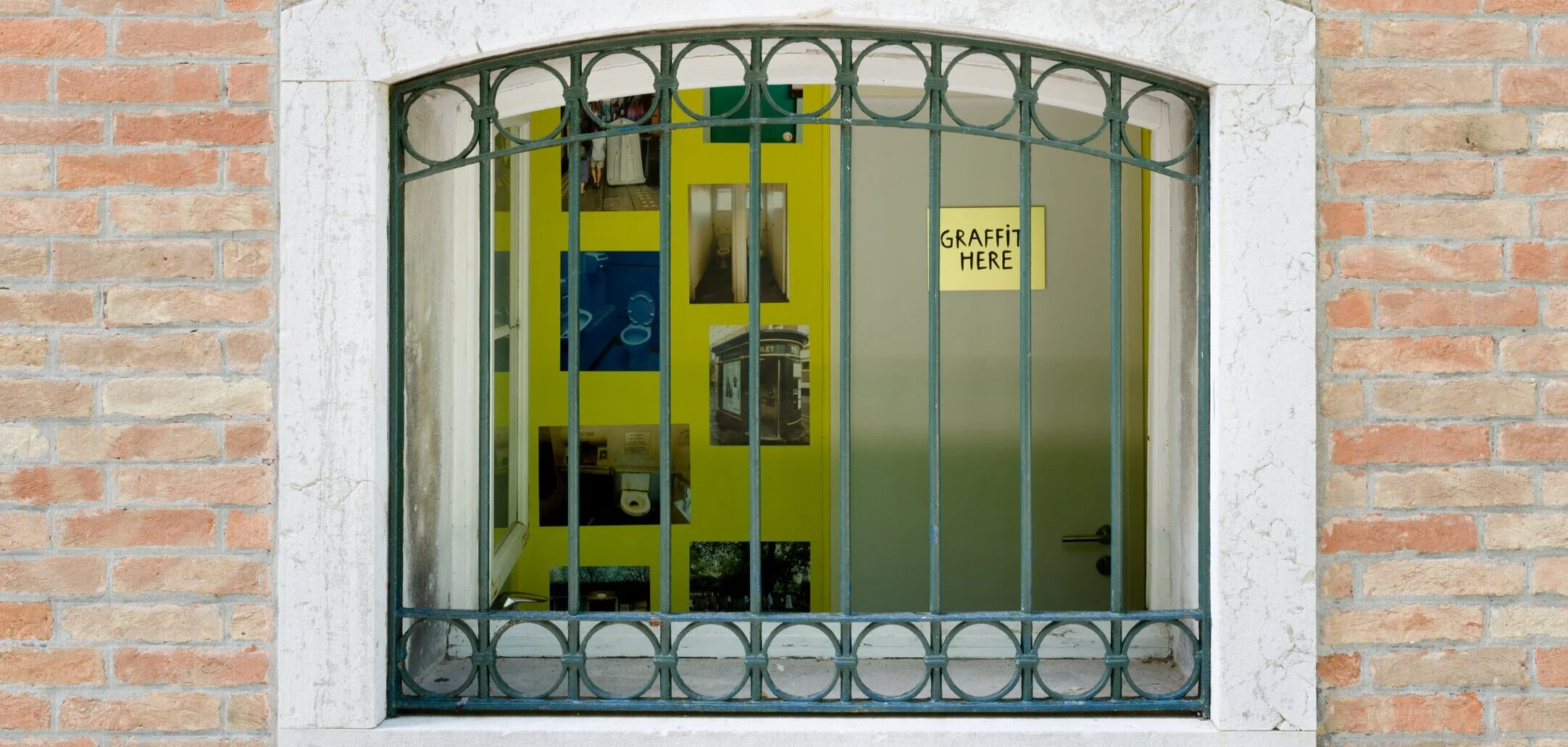 The Garden of Privatised Delights British Pavilion for the 17th International Architecture Exhibition - La Biennale di Venezia Installation View, Photo: V21 Artspace Commissioned by the British CouncilCurated by Madeleine Kessler and Manijeh Verghese: Unscene Architecture